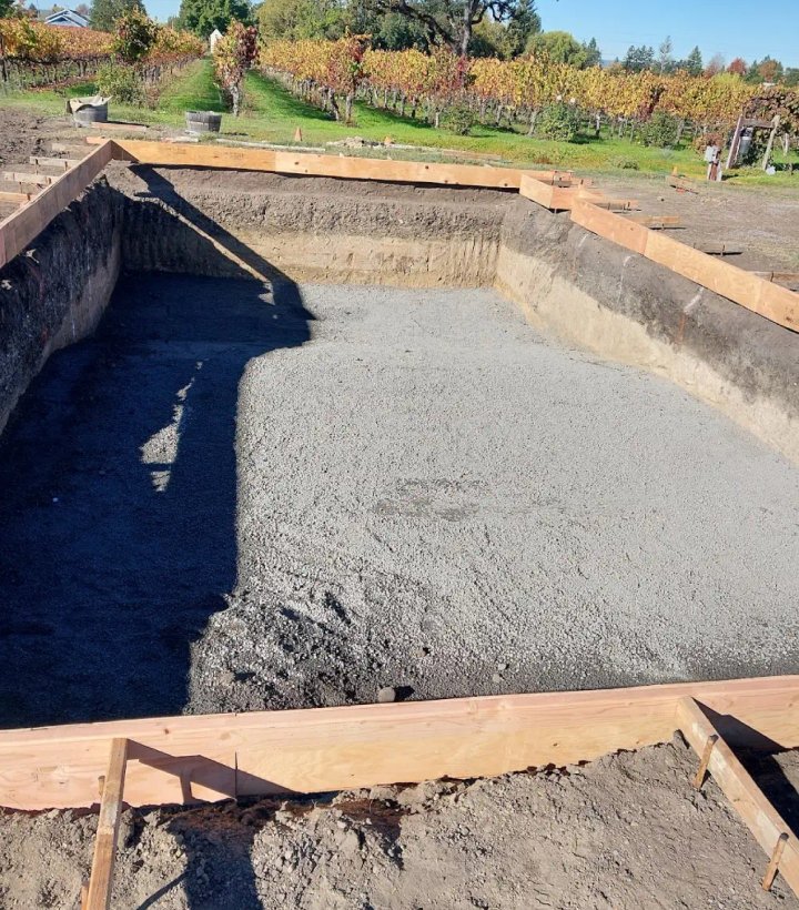 Concrete and hardscape project in Cloverdale CA by Felix Contreras Landscaping